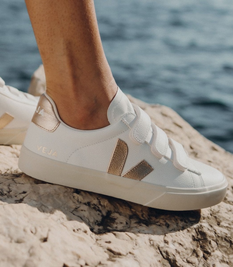 Women's Veja Recife Chromefree Leather White | 3789-VUTNZ